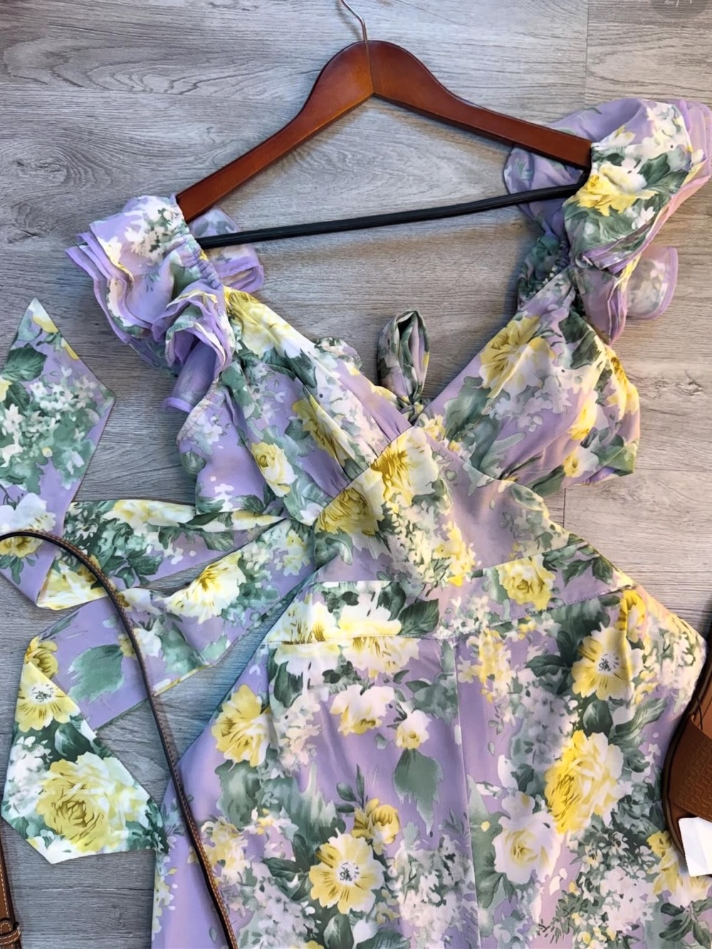 Lilac Floral Ruffle Sleeve Jumpsuit - Picture 4 of 5
